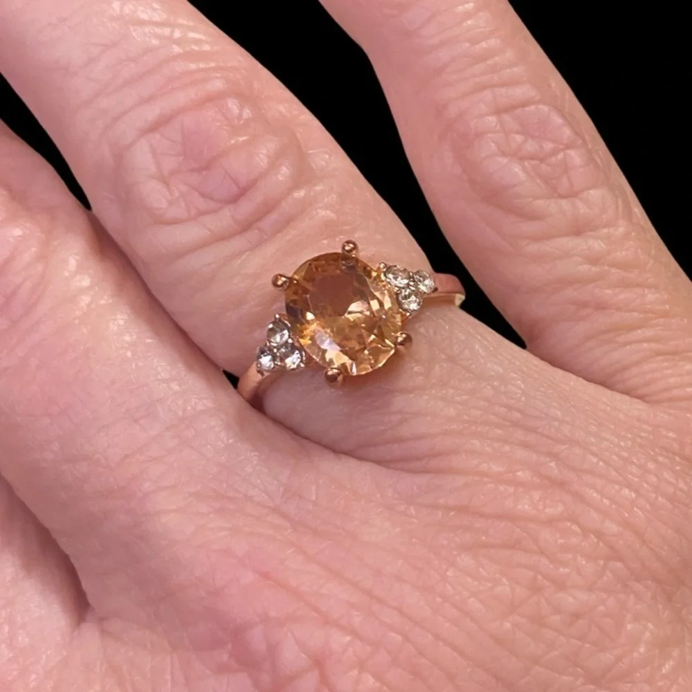 None features •ring